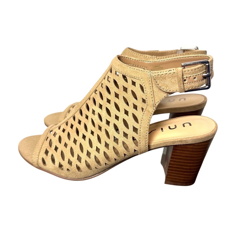 Unisa Unparlo Women's Tan Laser Cut Perforated Peep Toe Block Heel Sandals 7.5M